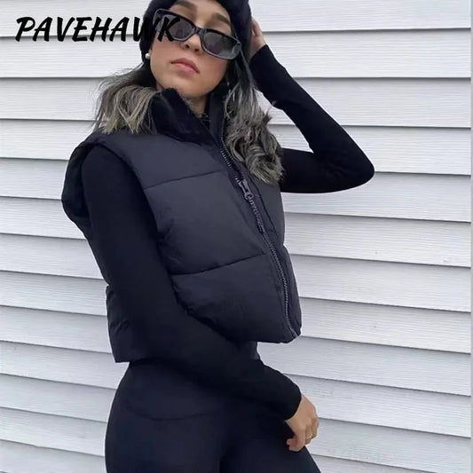 Women's Sleeveless Puffer Vest — Warm Stand-Up Collar Winter Jacket