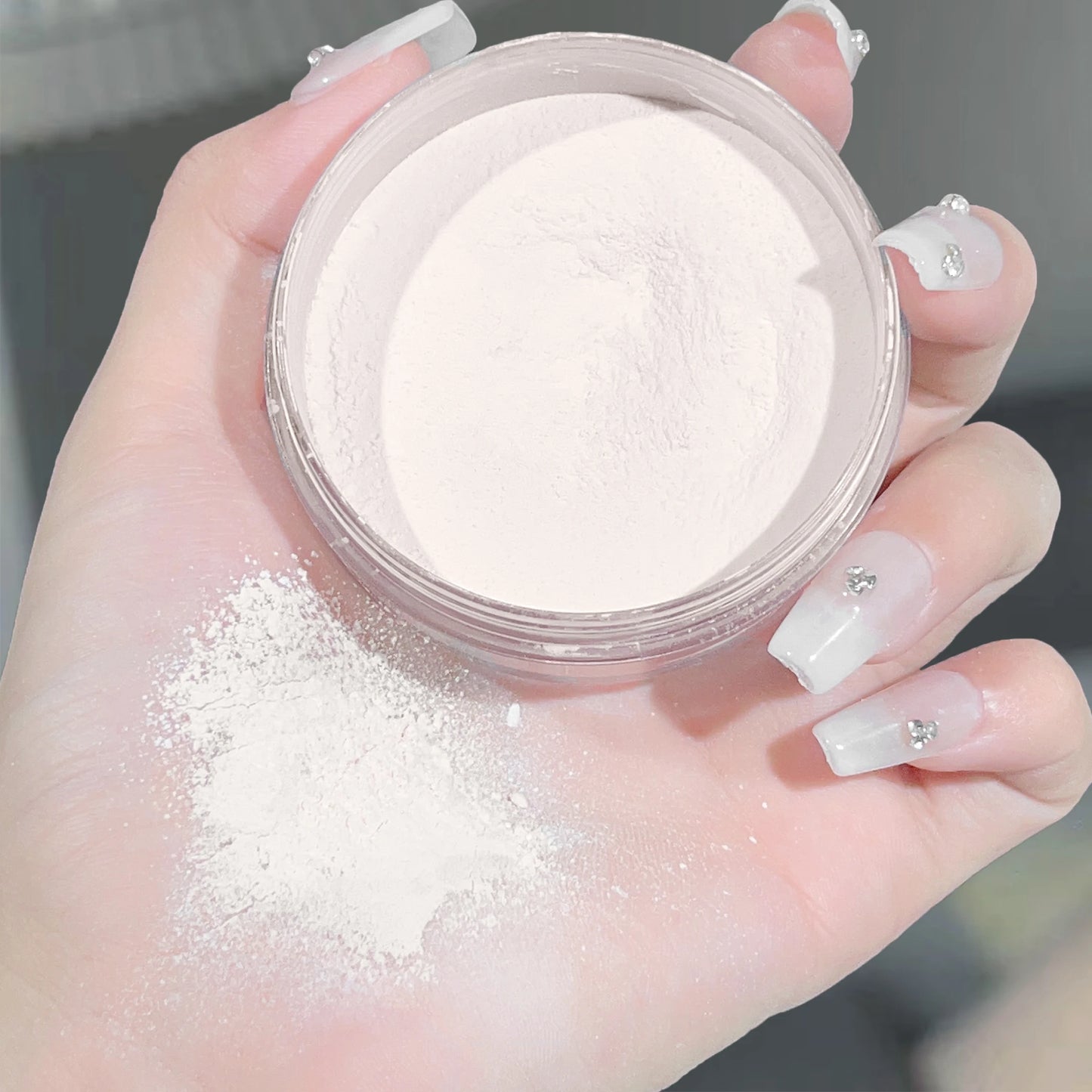 Translucent Makeup Setting Powder — Waterproof Natural Finish Loose Powder for Long-Lasting Hold