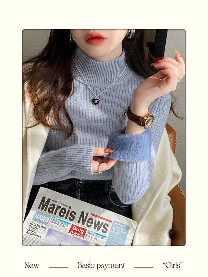 Women's Retro Turtleneck Sweater — Velvet-Lined Thermal Knit Pullover