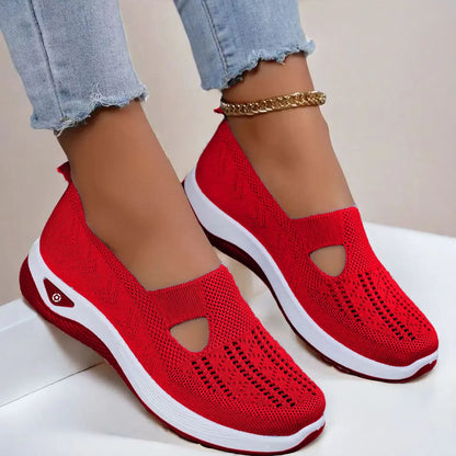 Women's Breathable Non-Slip Walking Flat Shoes — Soft Sole Casual Shoes for Middle-Aged & Elderly Women