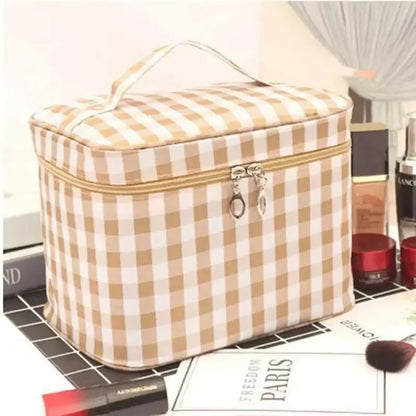Large Capacity Makeup Bag — Multi-Compartment Home & Travel Organizer