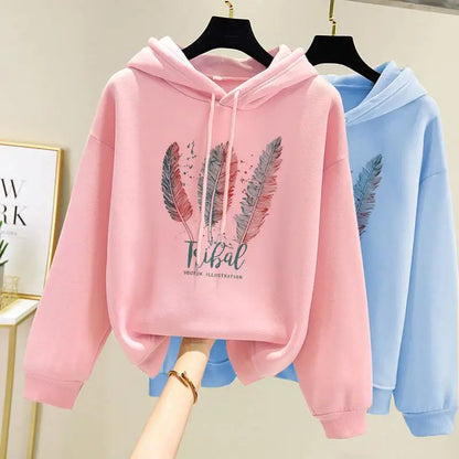 Women's Feather Print Hoodie — Cozy Oversized Sweatshirt
