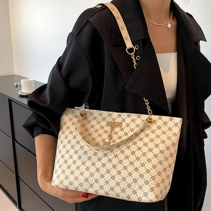 Soft Leather Large Capacity Tote Bag — Textured Shoulder Handbag with Hanging Accessories for Women