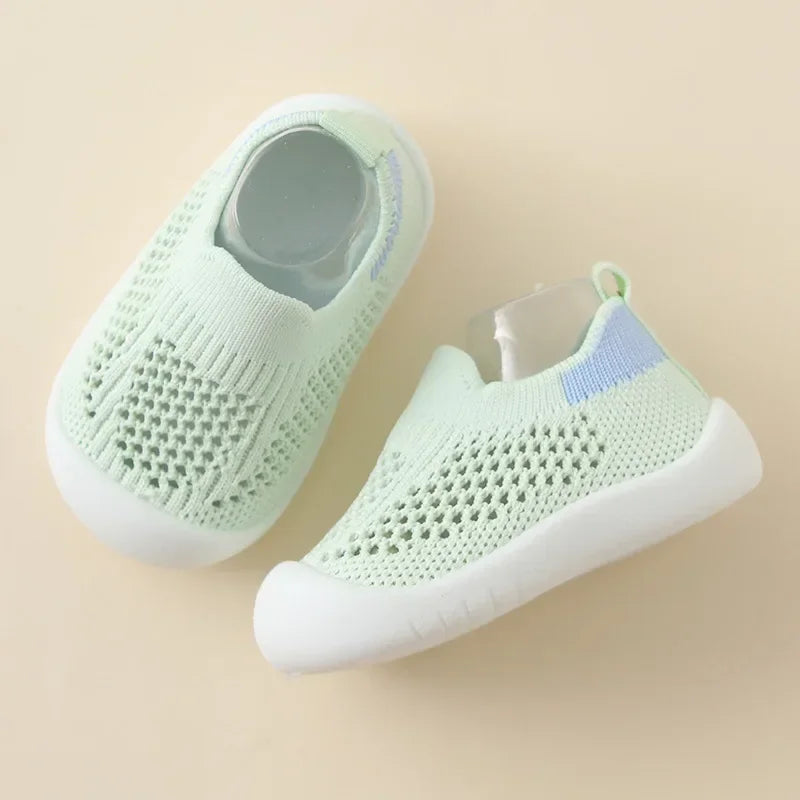 Toddler Breathable Knitted Slip-On Sneakers — Soft Non-Slip School Casual Shoes for Boys & Girls
