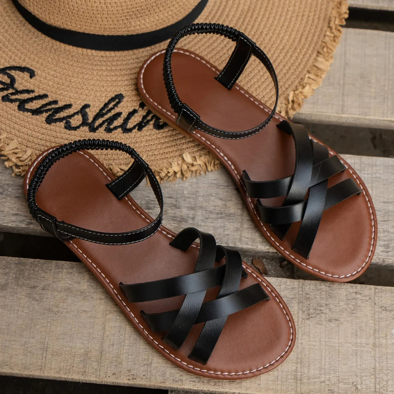Women's Flat Roman Strap Sandals — Non-Slip Rubber Sole Daily Sandalia for Summer 2025