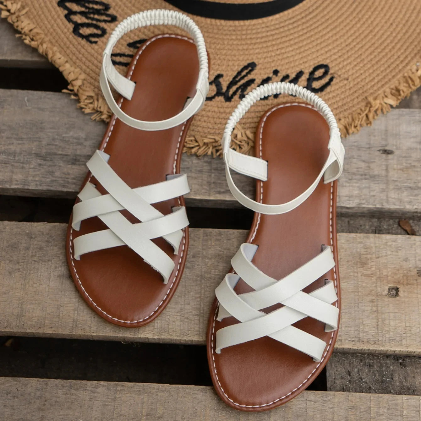 Women's Flat Roman Strap Sandals — Non-Slip Rubber Sole Daily Sandalia for Summer 2025