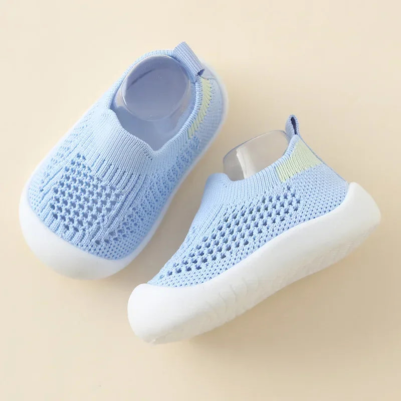 Toddler Breathable Knitted Slip-On Sneakers — Soft Non-Slip School Casual Shoes for Boys & Girls