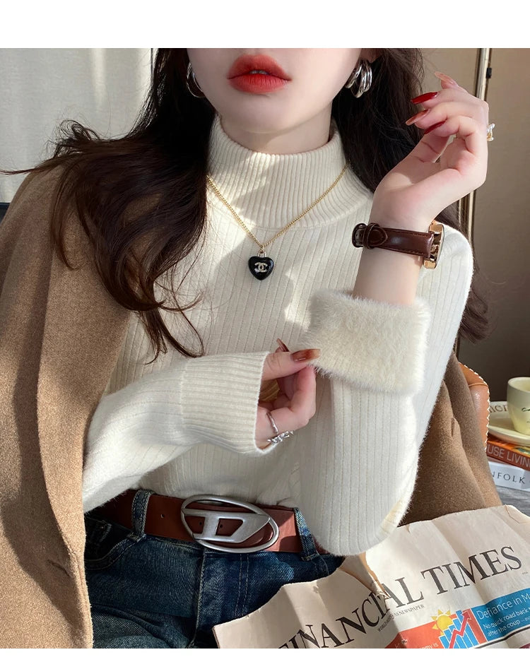Women's Retro Turtleneck Sweater — Velvet-Lined Thermal Knit Pullover