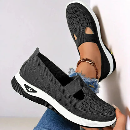 Women's Breathable Non-Slip Walking Flat Shoes — Soft Sole Casual Shoes for Middle-Aged & Elderly Women